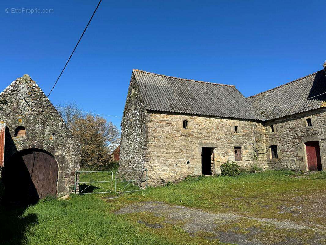 Maison à PLUVIGNER