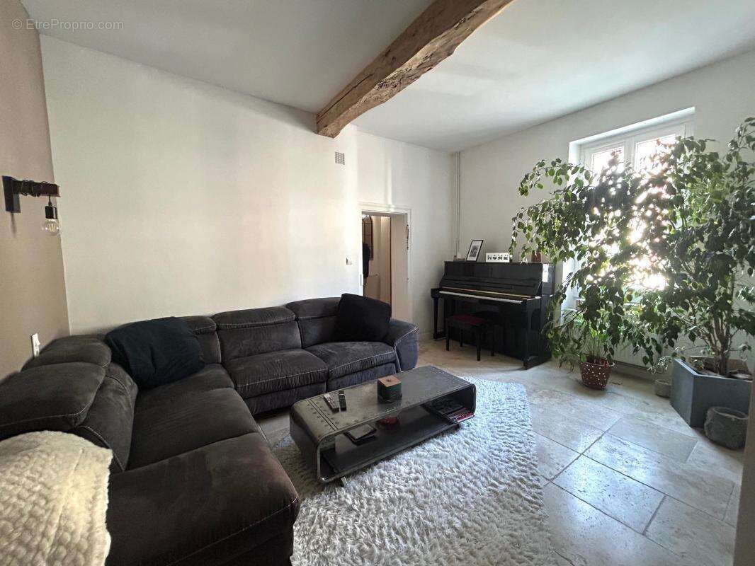 Maison à MONCLAR-DE-QUERCY