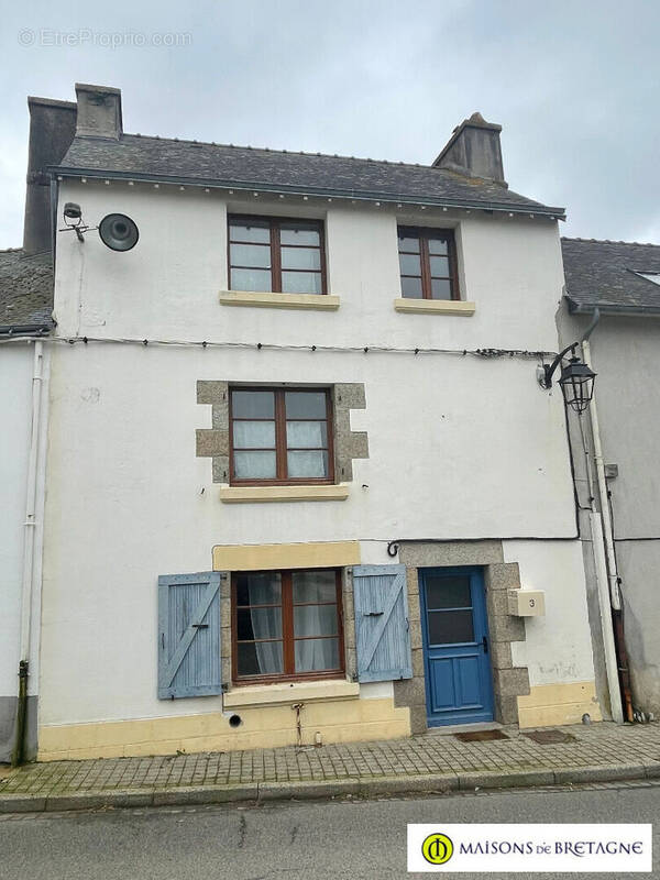 Maison à PONT-AVEN