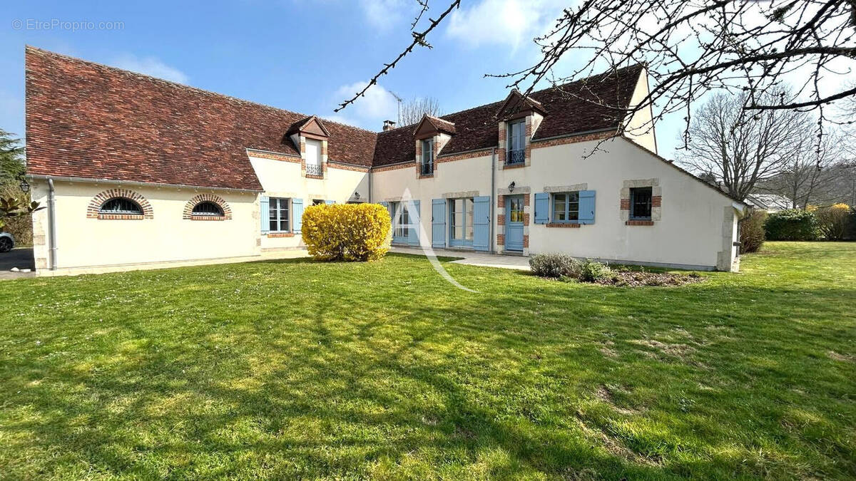 Maison à MONTARGIS
