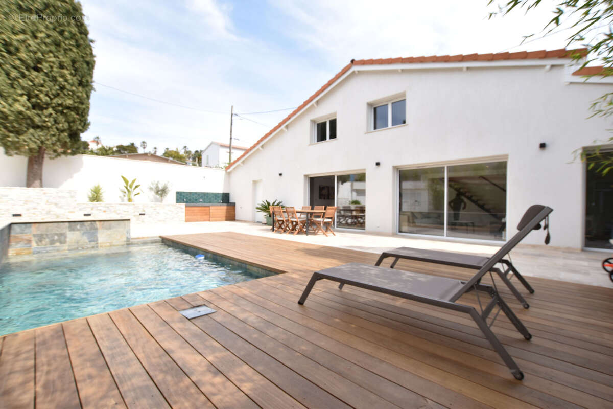 Maison à SAINT-RAPHAEL