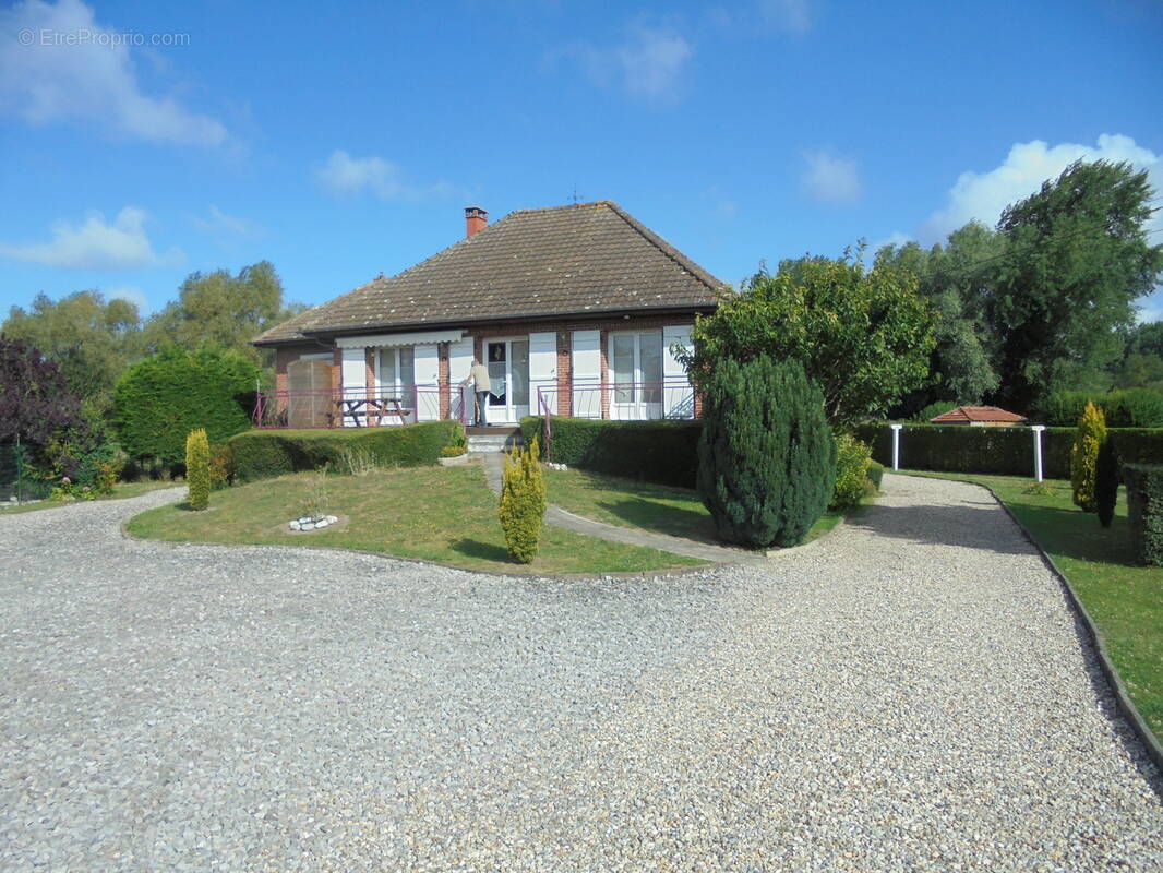 Maison à PONTHOILE