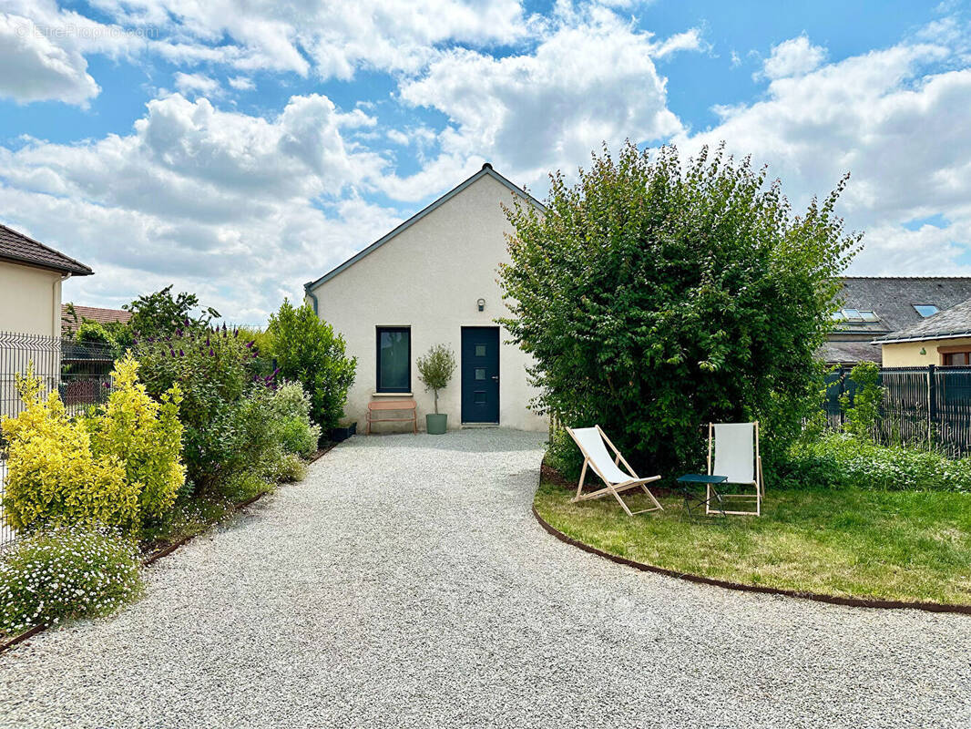 Maison à MONTS