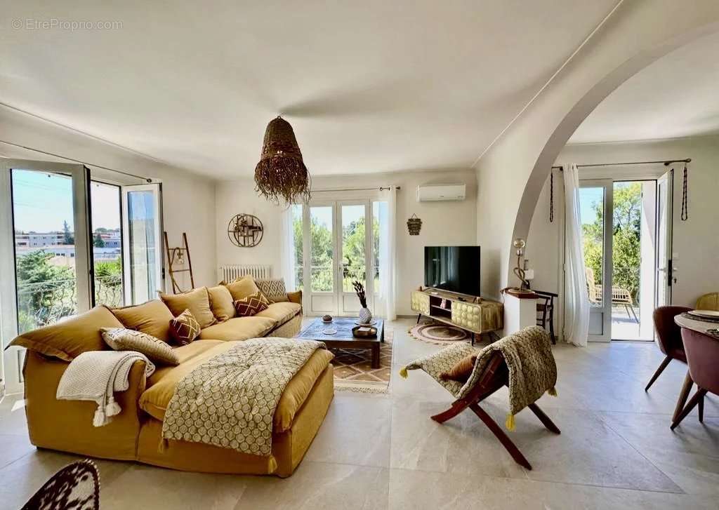 Maison à MOUGINS