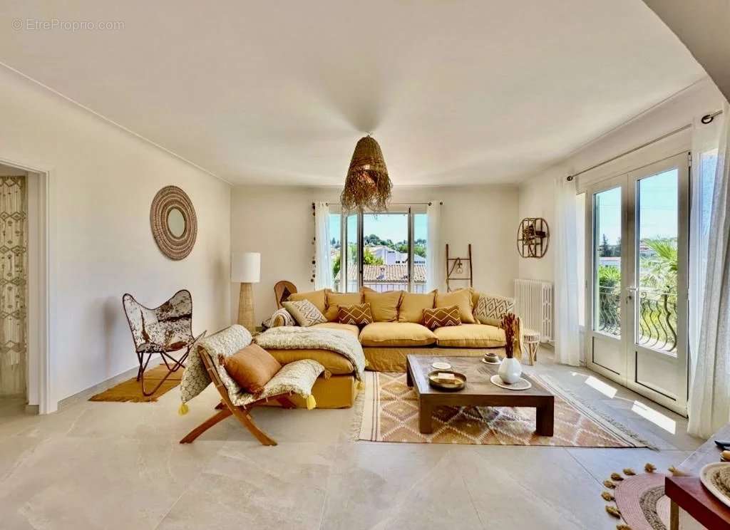 Maison à MOUGINS