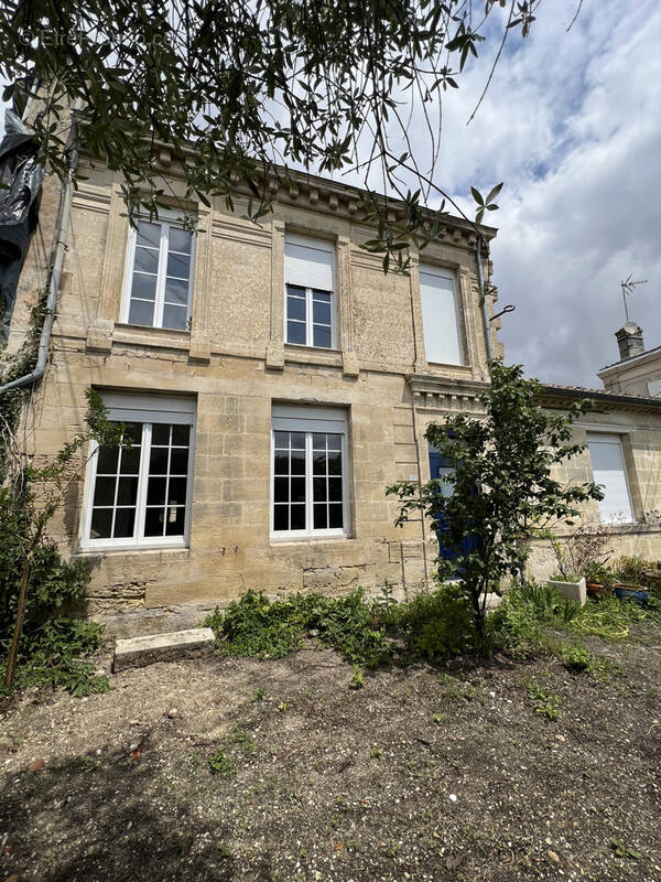 Maison à CANTENAC