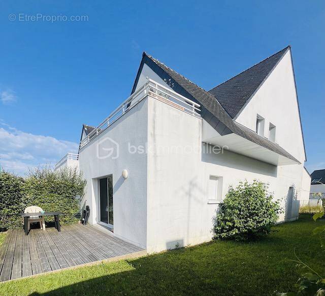 Appartement à CRACH