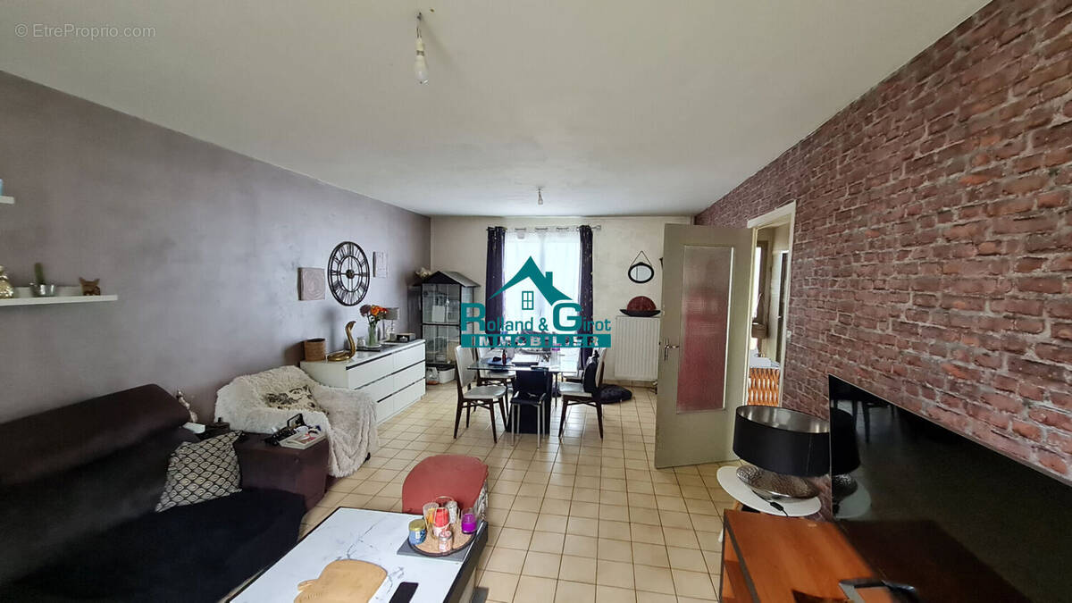 Maison à LIFFRE