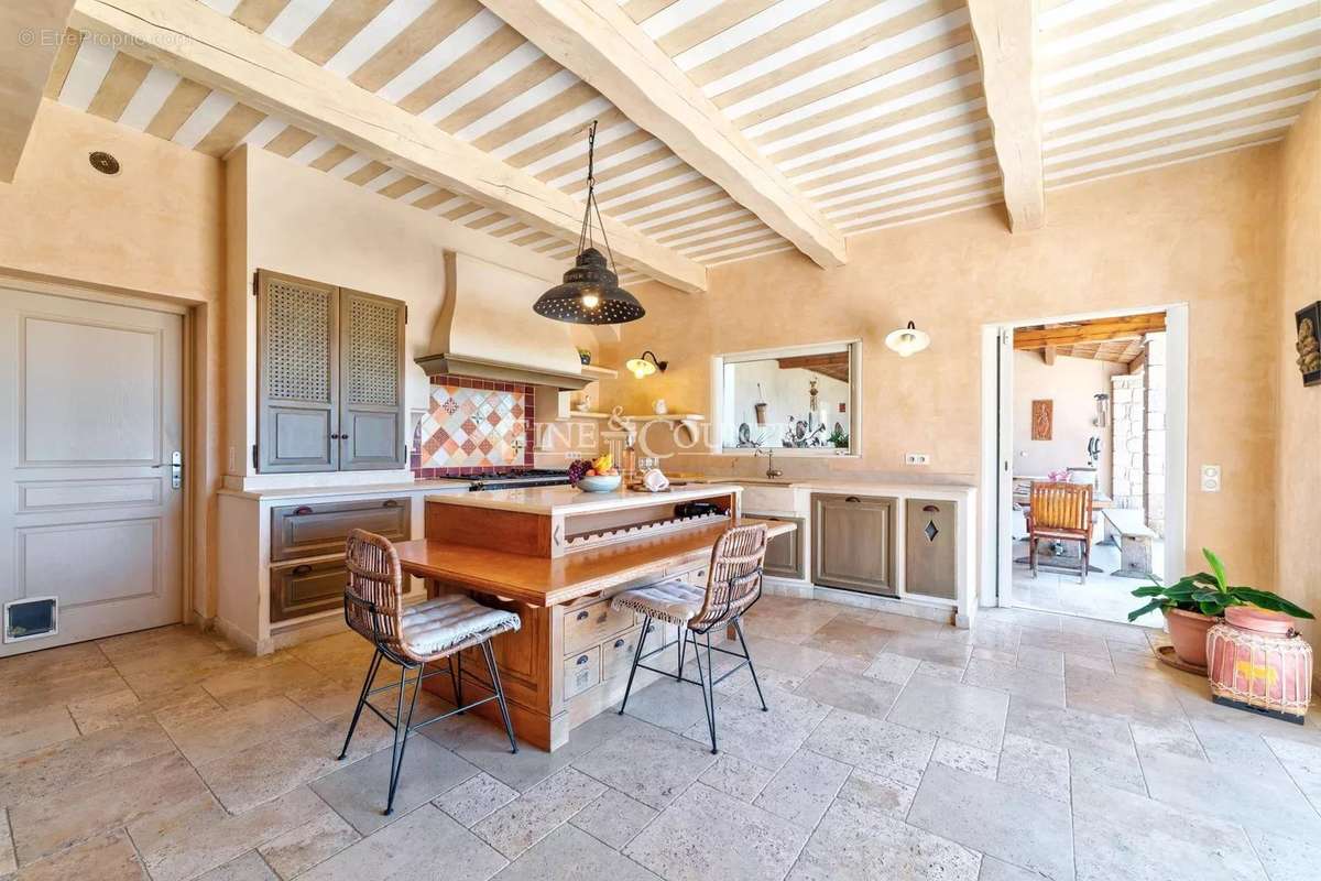 Maison à PEGOMAS