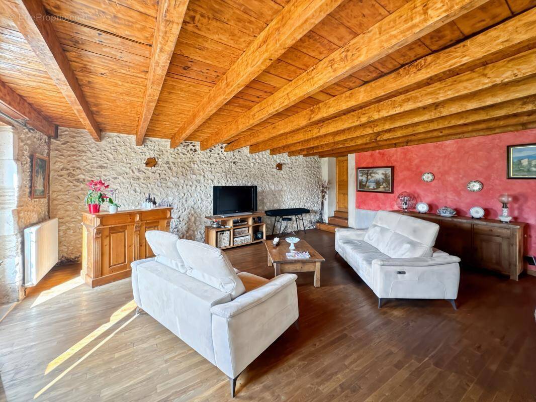 Maison à GRIGNOLS