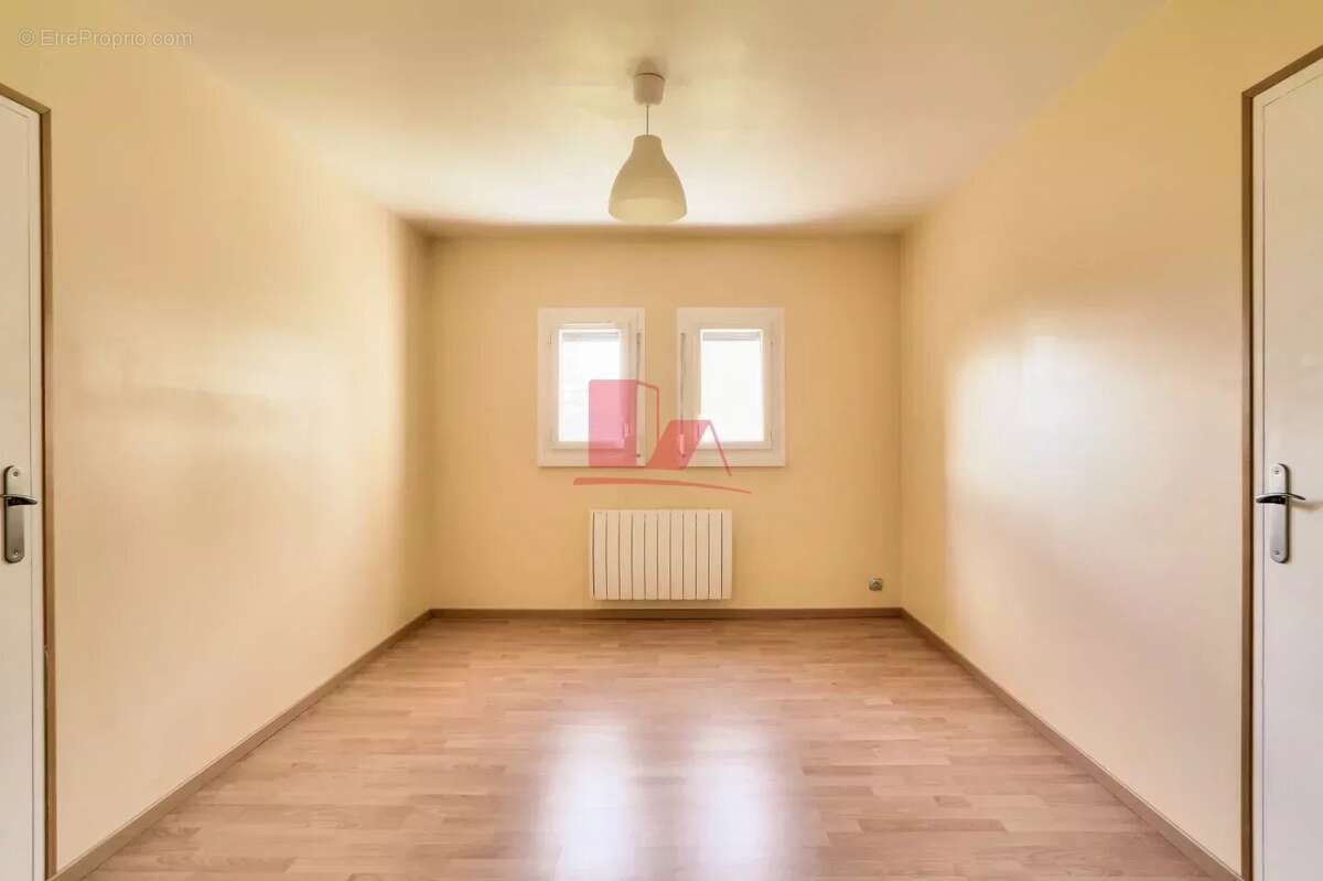 Maison à ARPAJON