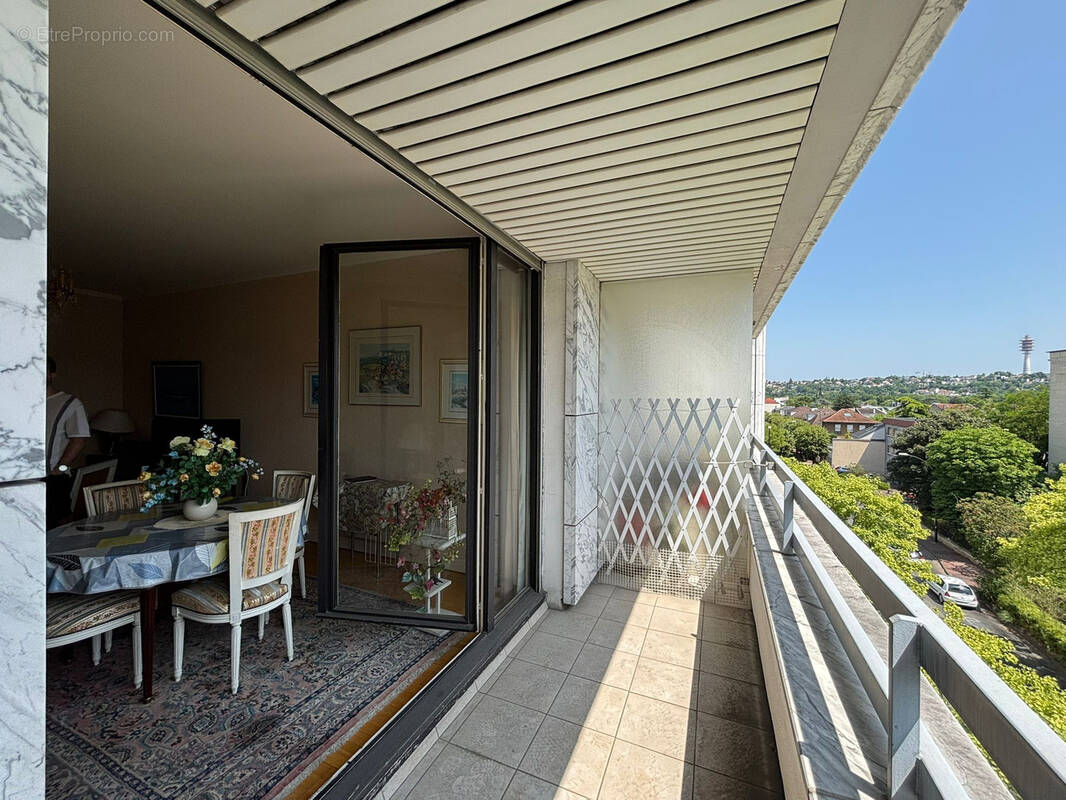 Appartement à SAINT-MAUR-DES-FOSSES