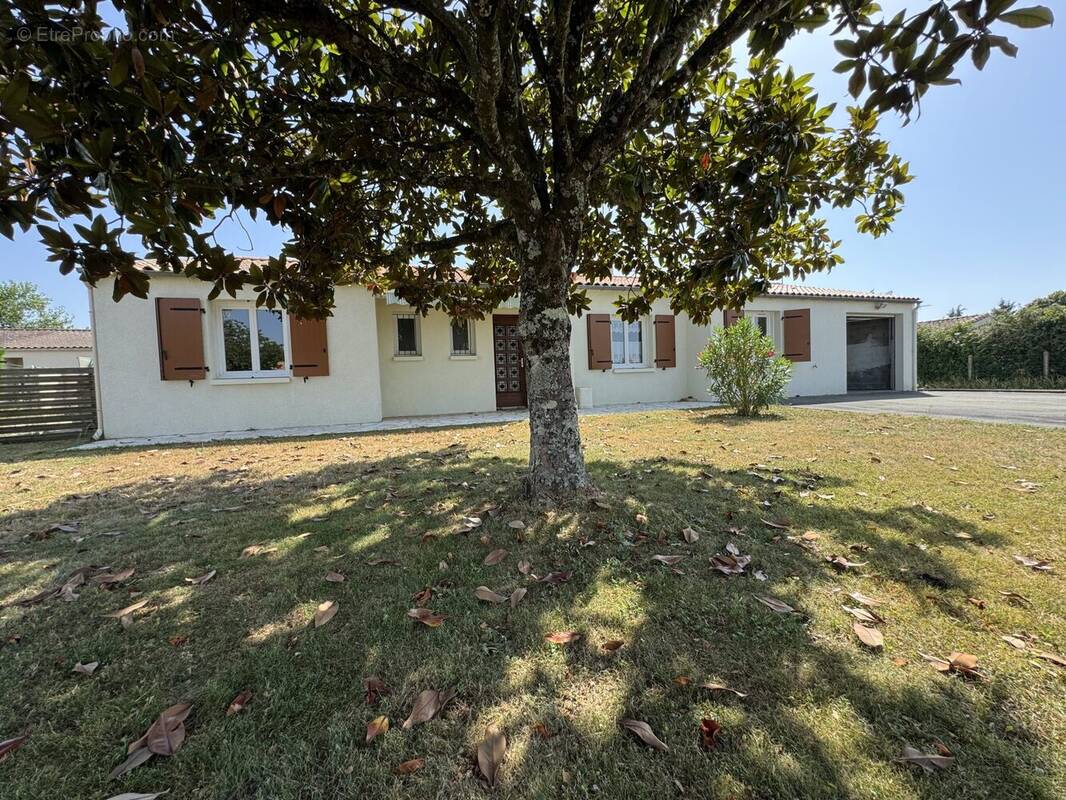 Maison à ECOYEUX