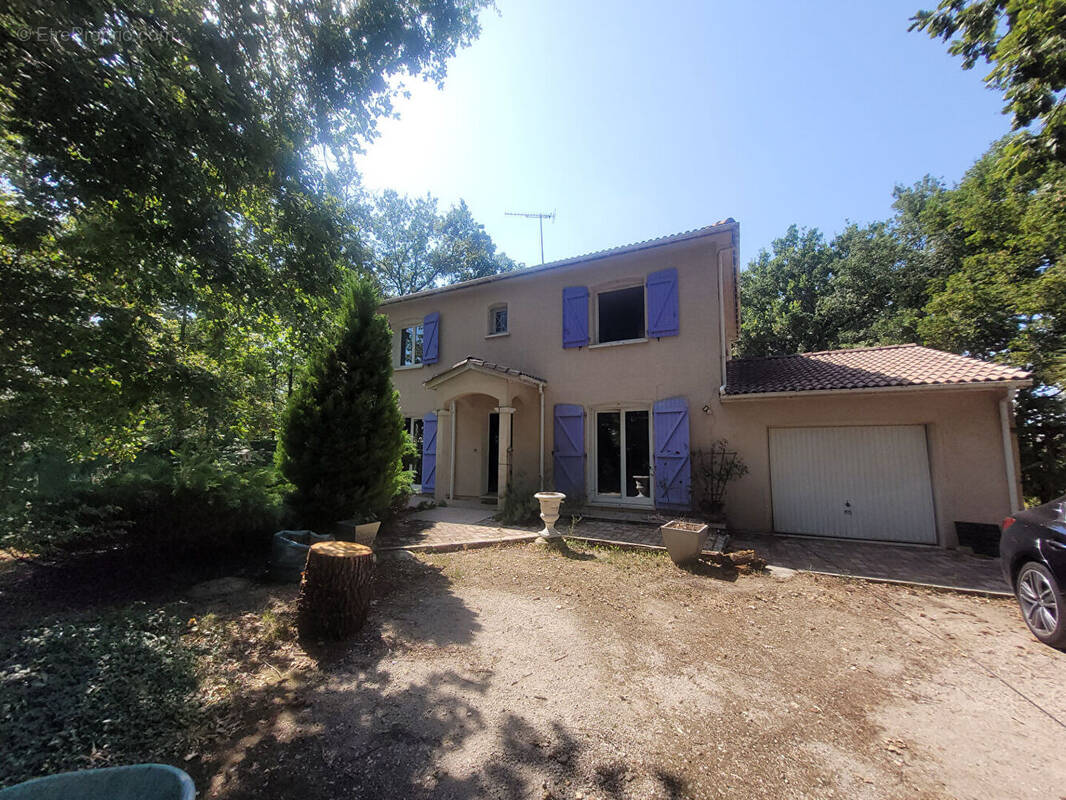 Maison à MONTBETON