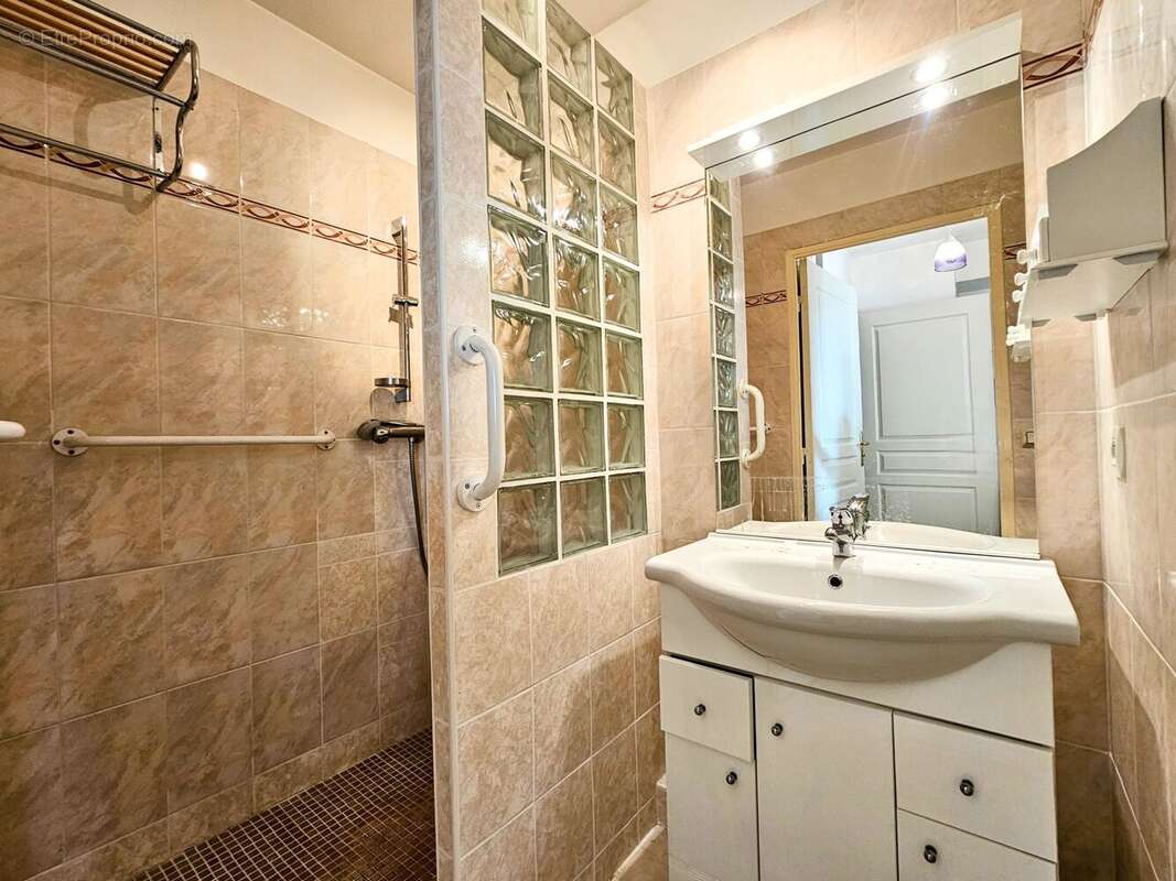 Appartement à GRASSE