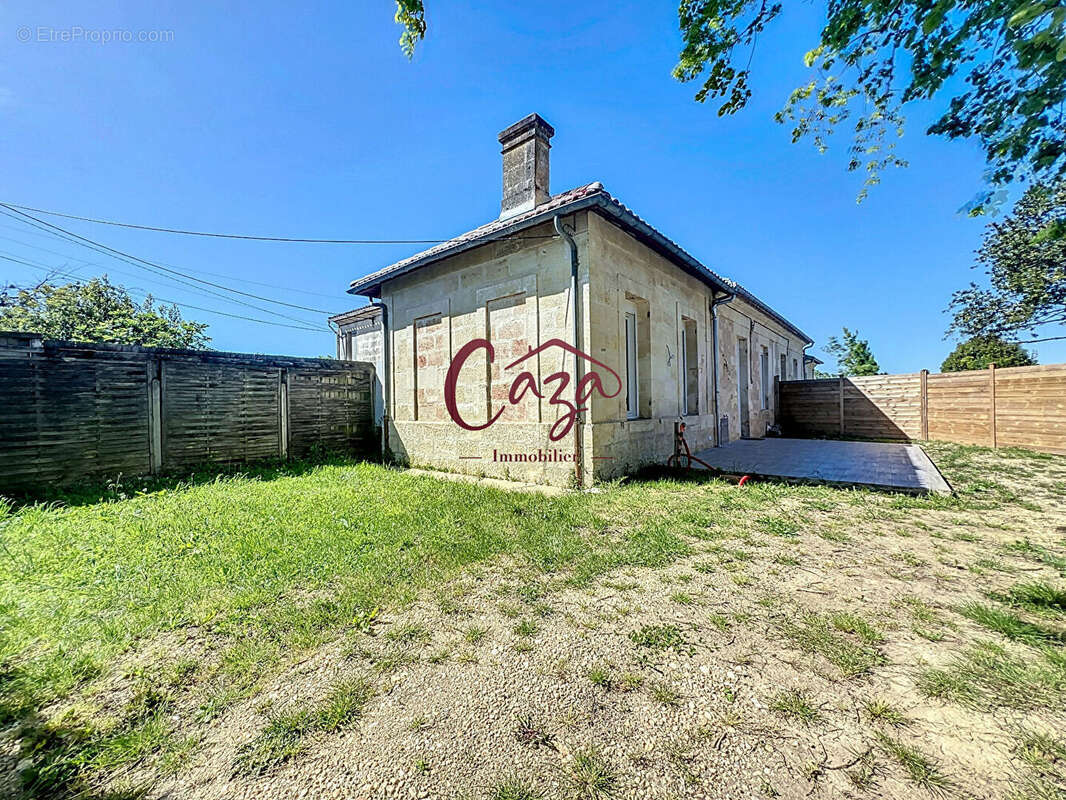 Maison à LATRESNE