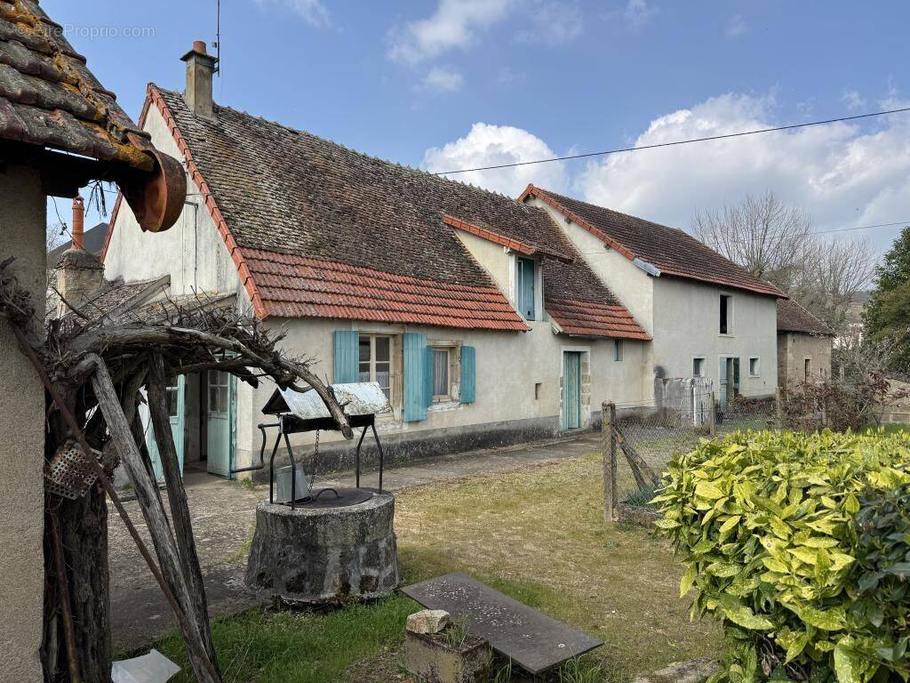 Maison à SAINT-AMAND-MONTROND