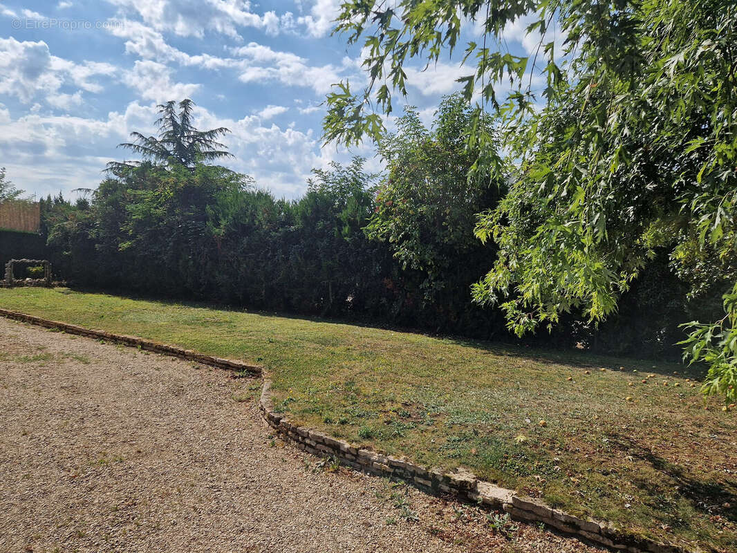 Maison à MONTAGNY-LES-BEAUNE