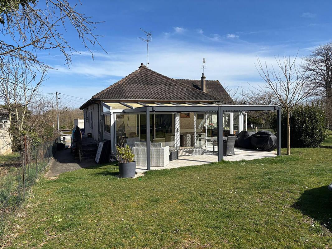 Maison à COSNE-COURS-SUR-LOIRE
