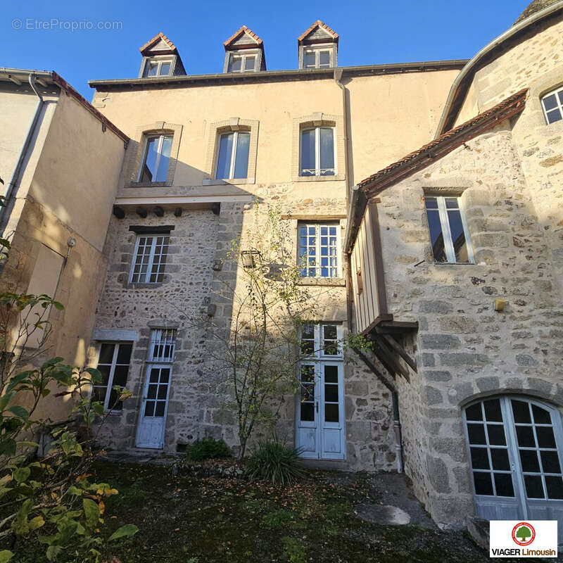 Maison à AUBUSSON