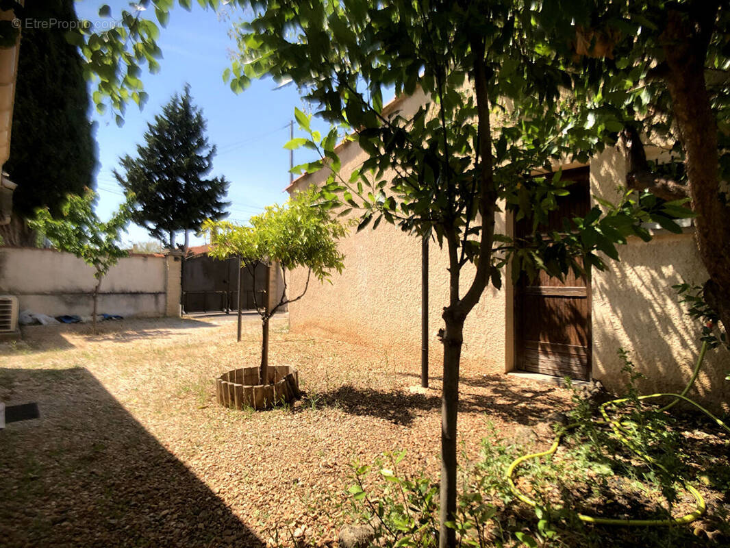 Maison à BERRE-L&#039;ETANG