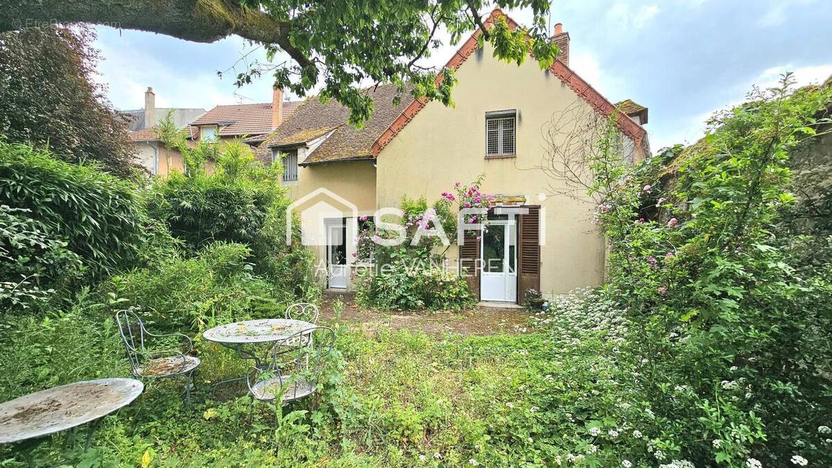 Photo 1 - Maison à COSNE-COURS-SUR-LOIRE