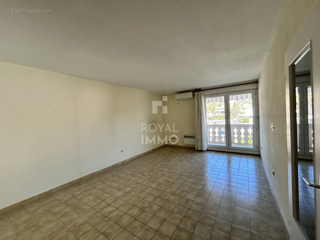 Appartement à HYERES