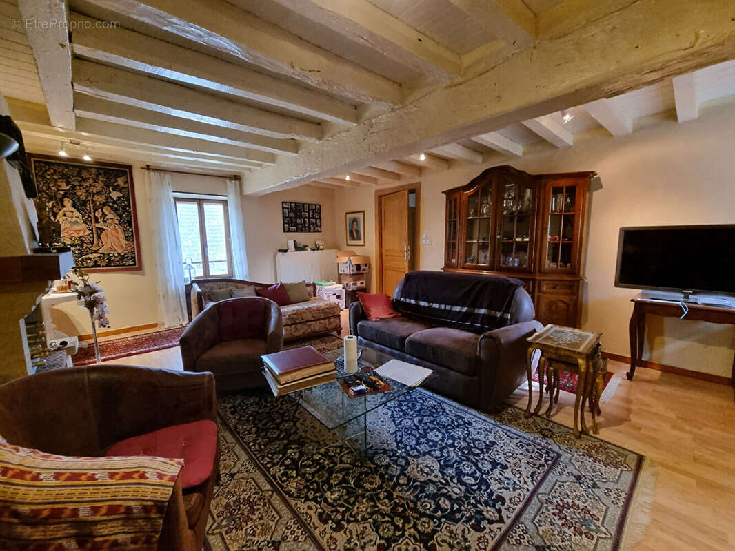 Maison à CHAILLAC