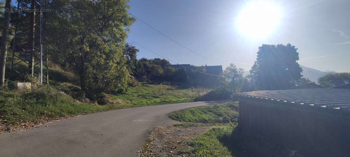 Terrain à CHORGES