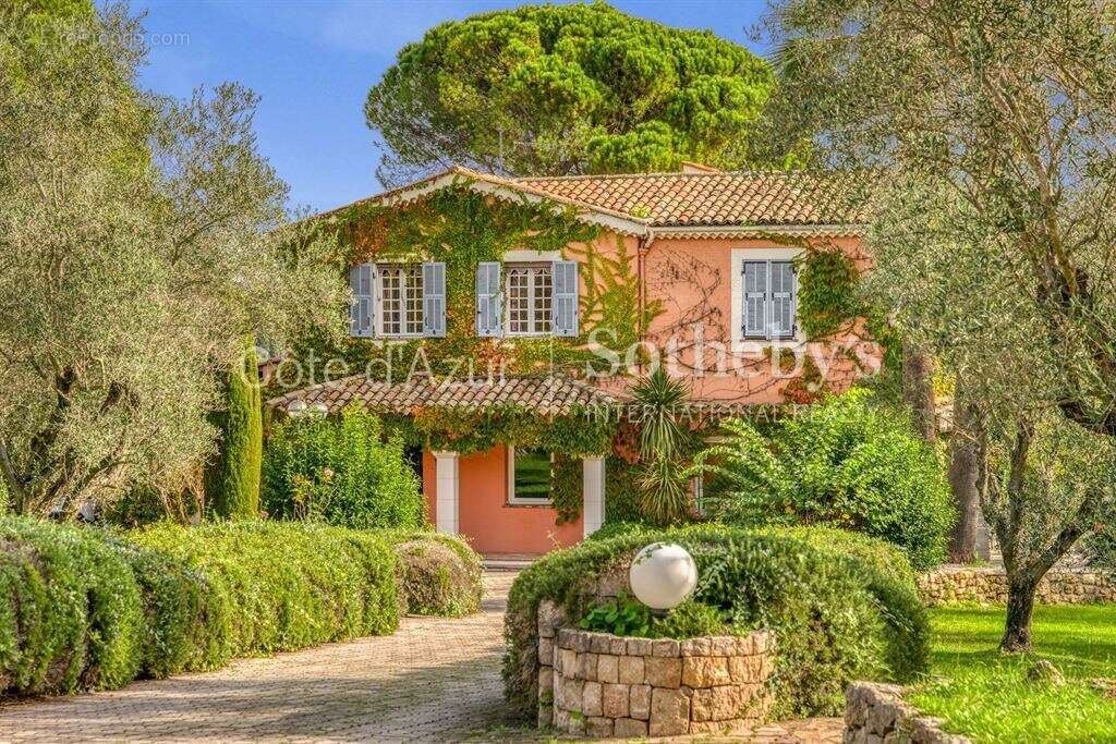Maison à MOUGINS