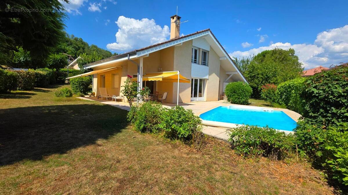 Photo 1 - Maison à MONTBONNOT-SAINT-MARTIN