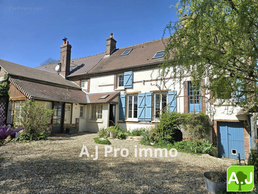 Maison à BREVAL