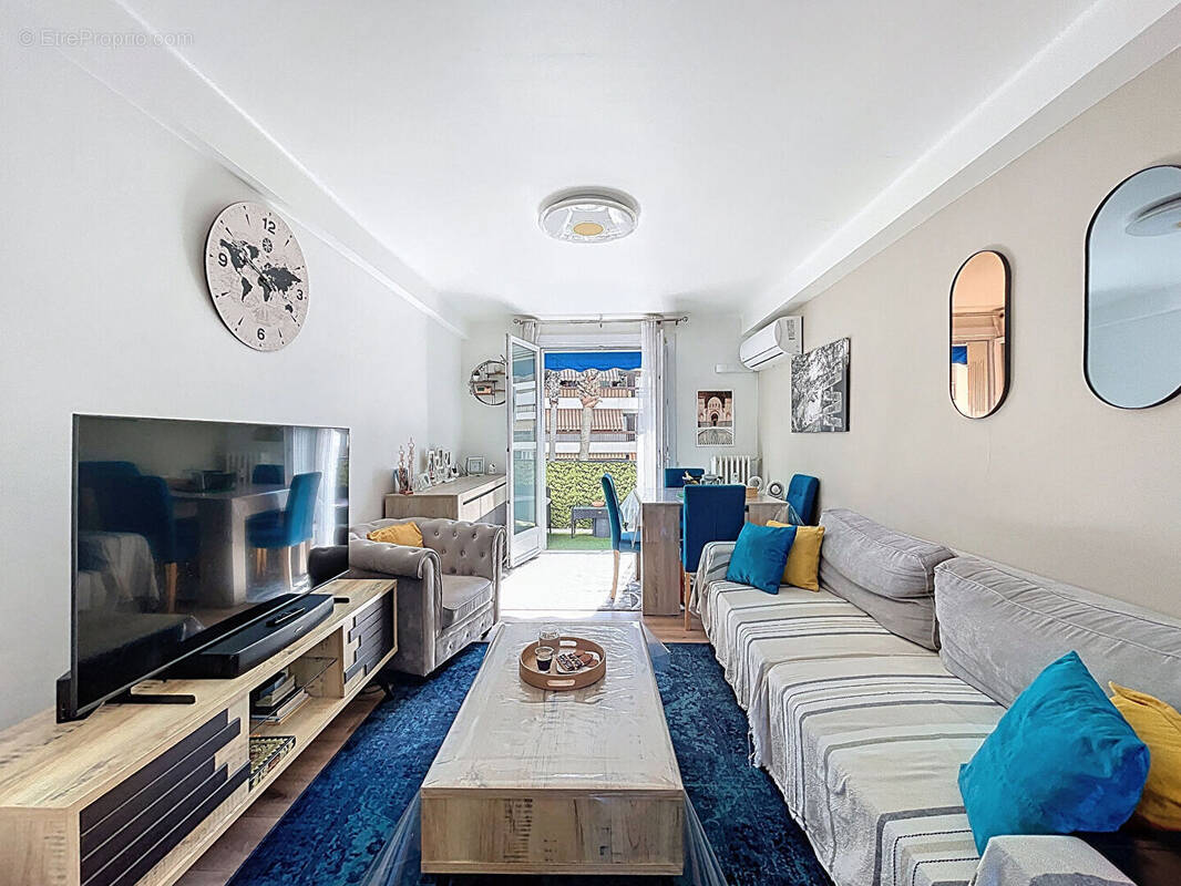 Appartement à CAGNES-SUR-MER