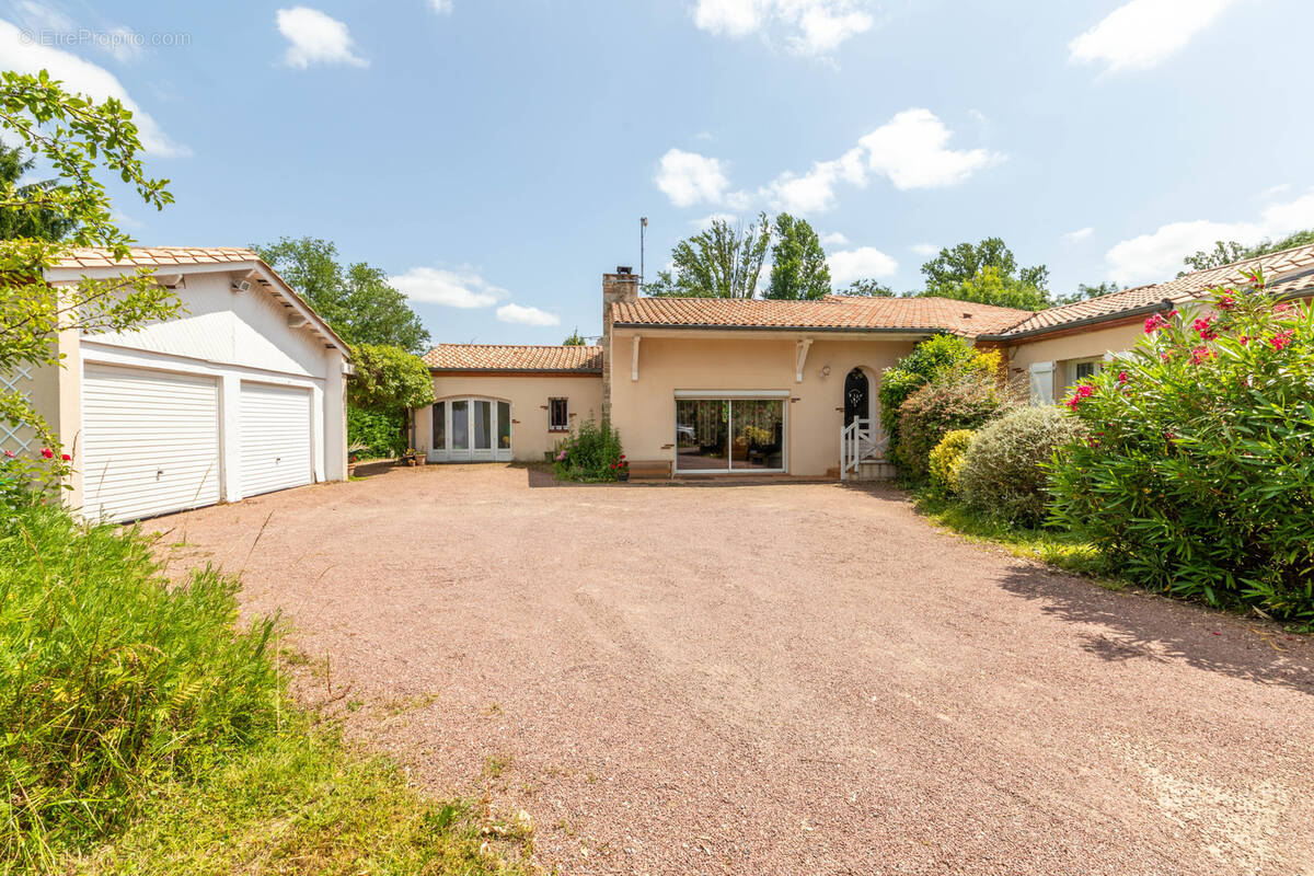Maison à LEDAT