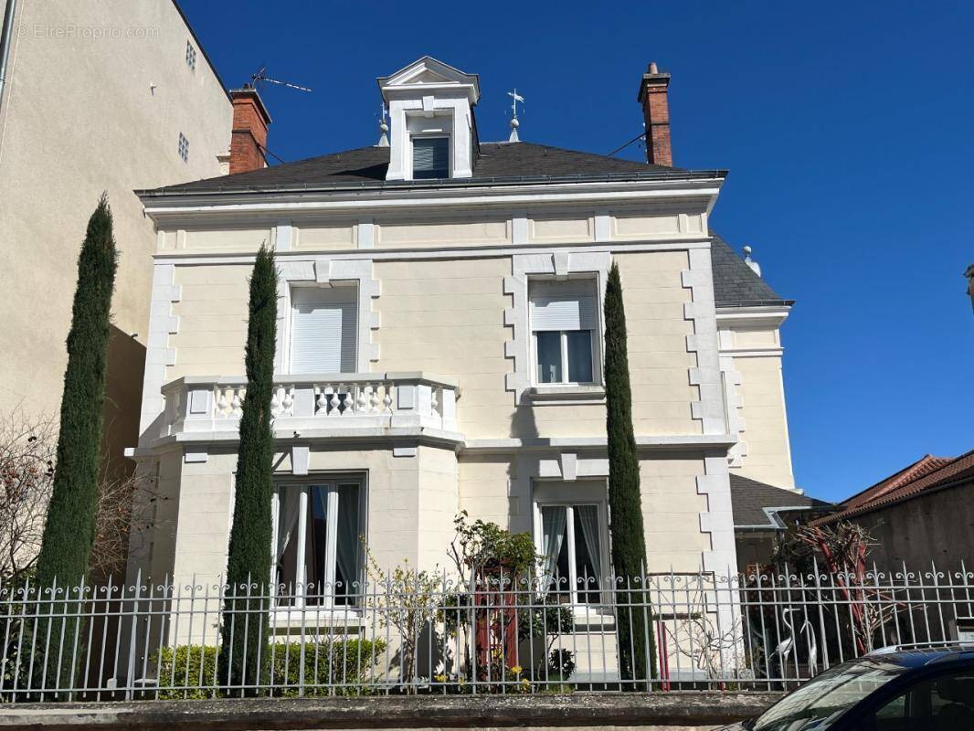 Maison à FEURS