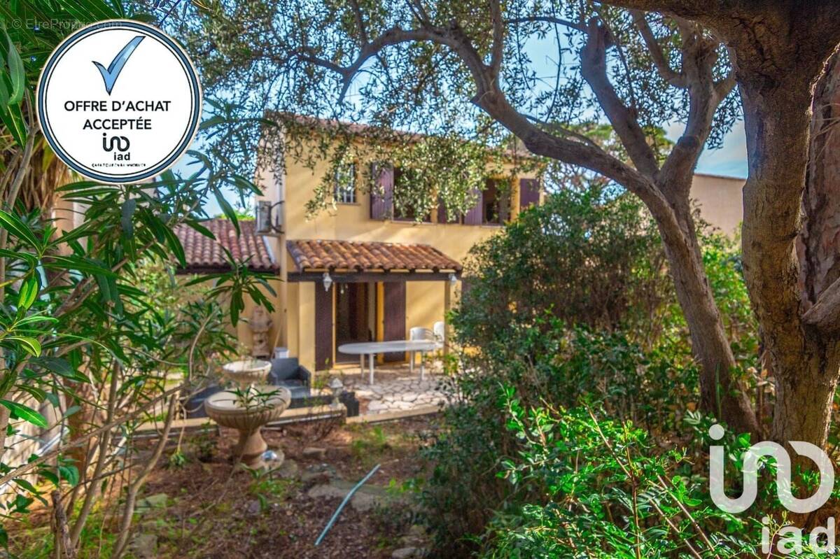 Photo 1 - Maison à FREJUS