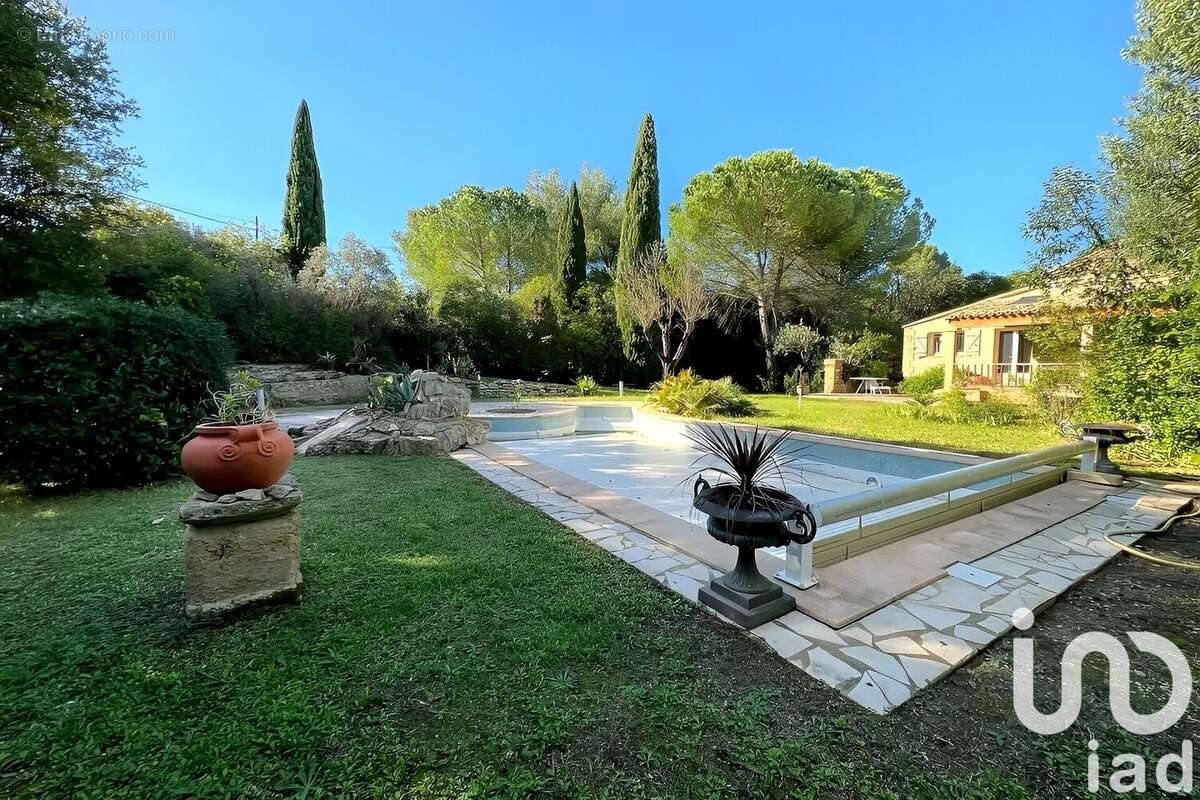 Photo 2 - Maison à AIGUES-VIVES
