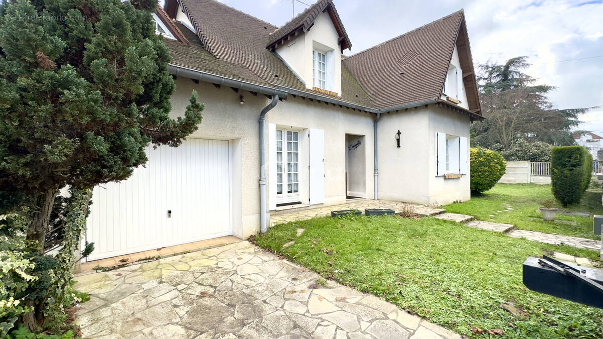 Maison à NOISY-LE-GRAND