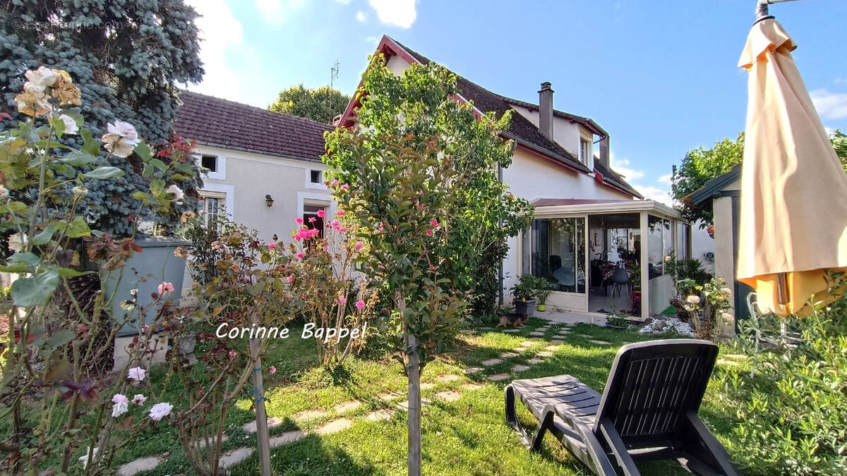 Maison à CUBJAC