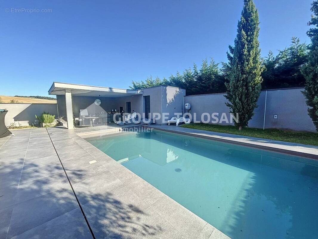 Maison à CARAMAN