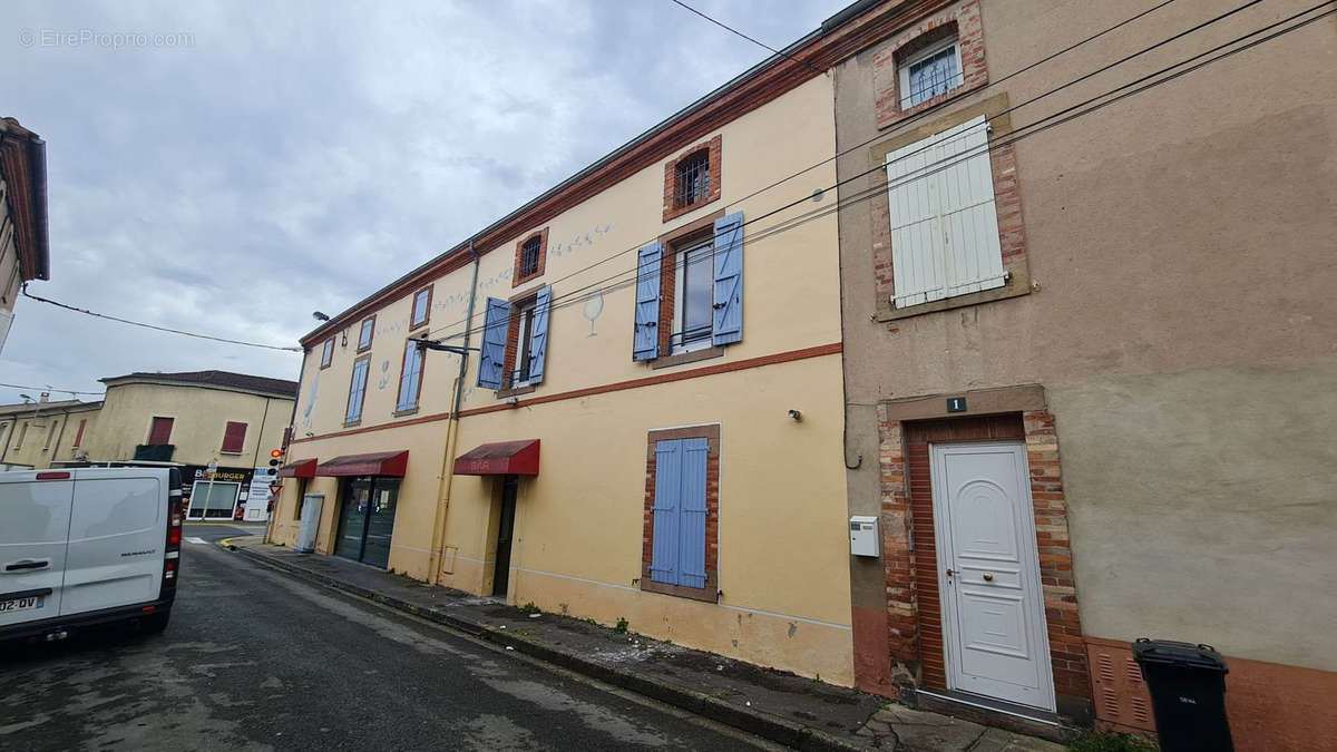Appartement à CARMAUX