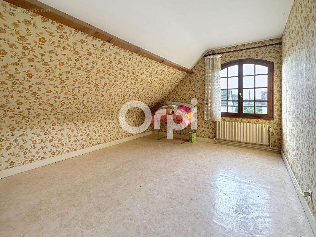 Maison à CHOISY-AU-BAC