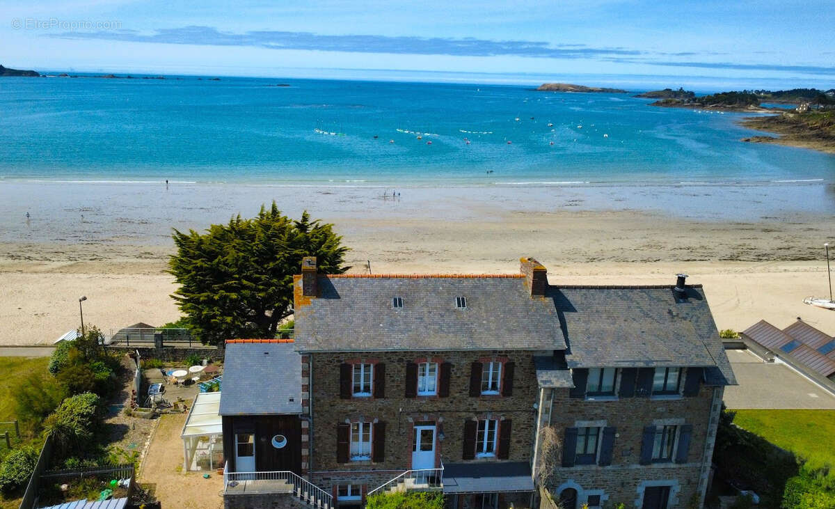 Maison à LANCIEUX
