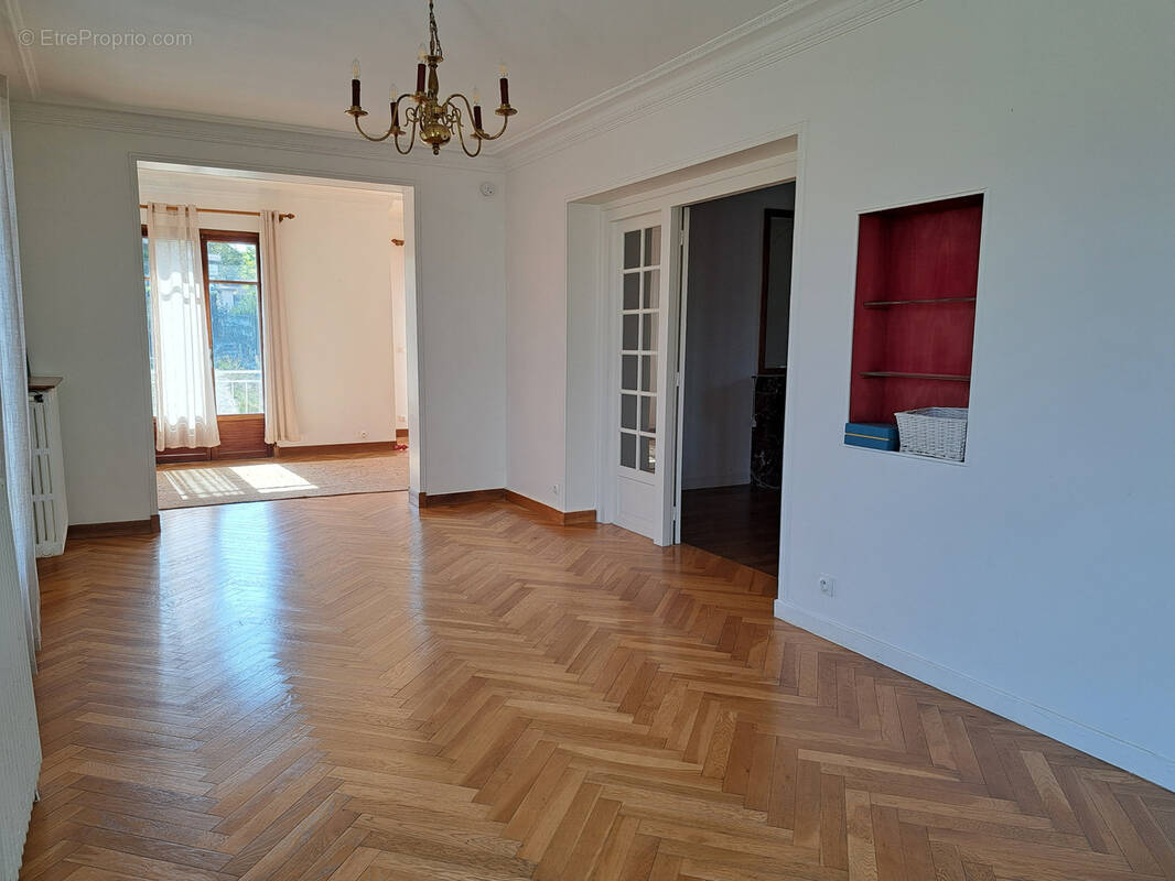 Appartement à VERSAILLES