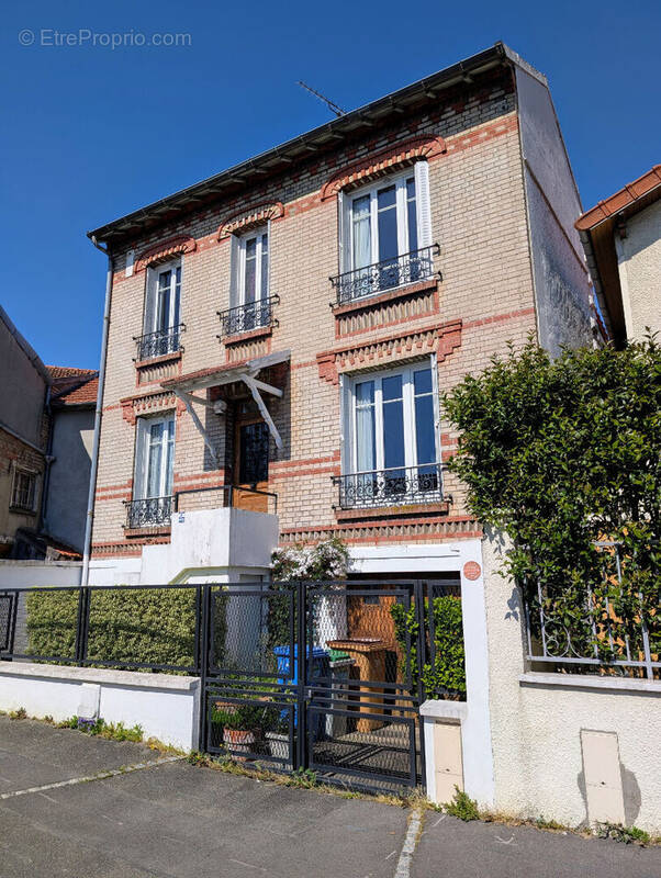 Maison à ROSNY-SOUS-BOIS