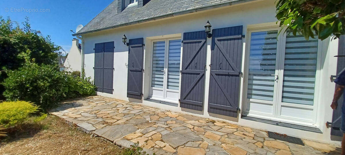 Maison à LE RELECQ-KERHUON