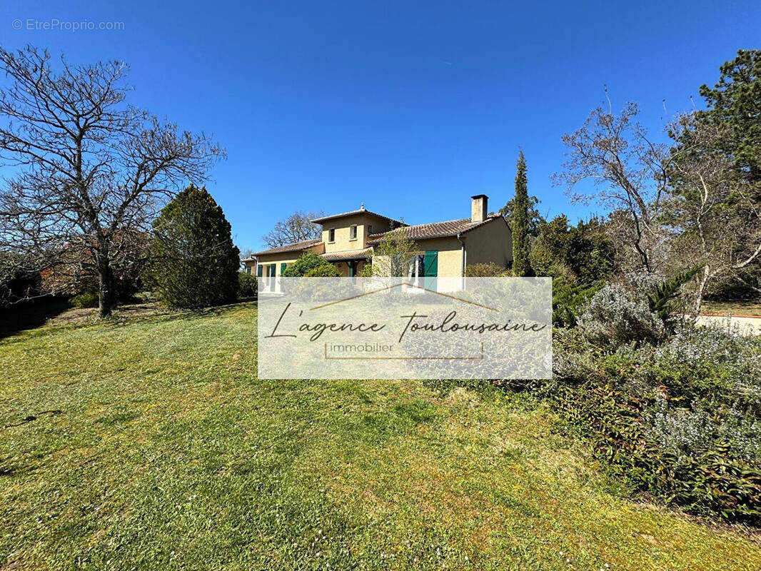 Maison à CASTELMAUROU