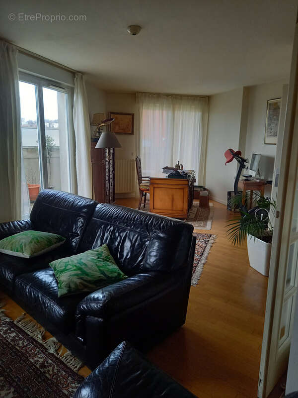Appartement à JUVISY-SUR-ORGE