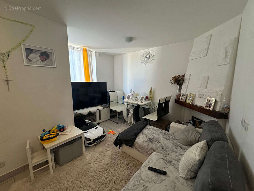 Appartement à PERSAN