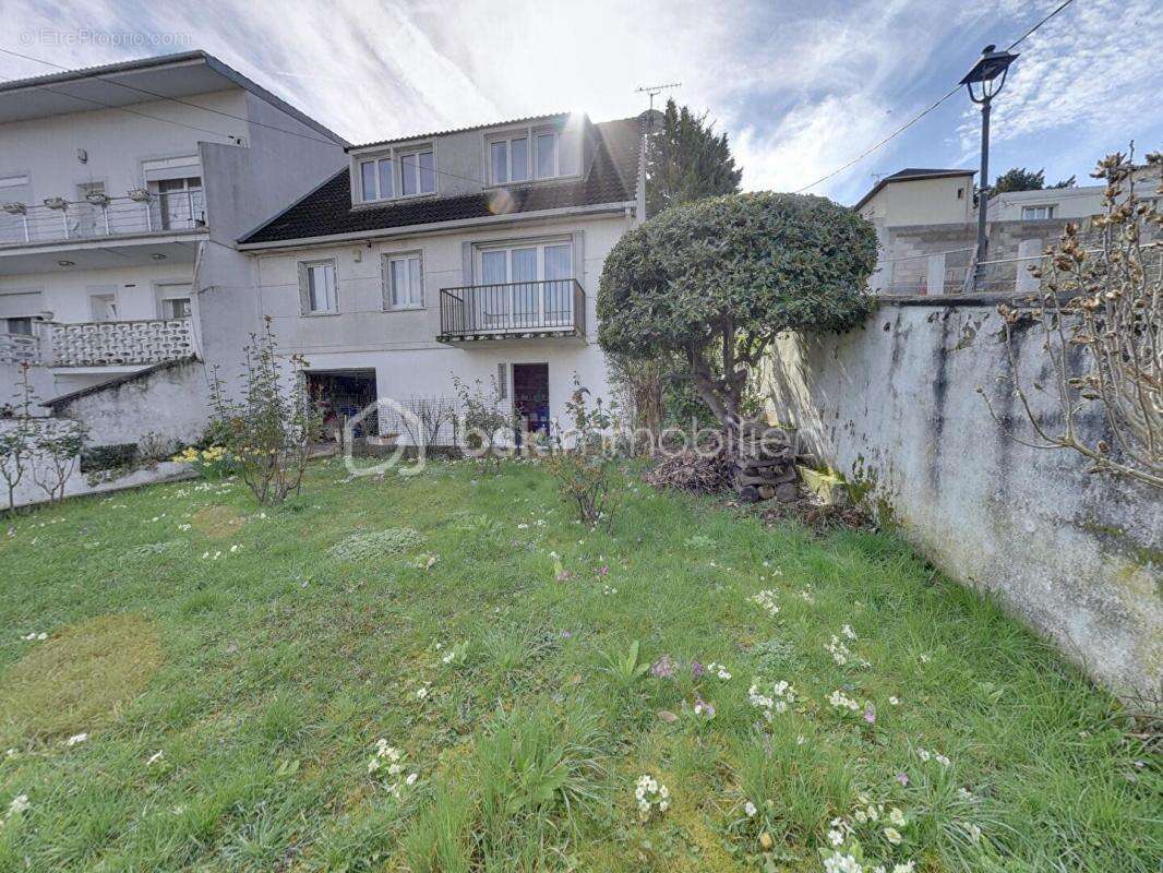 Maison à NOISY-LE-SEC